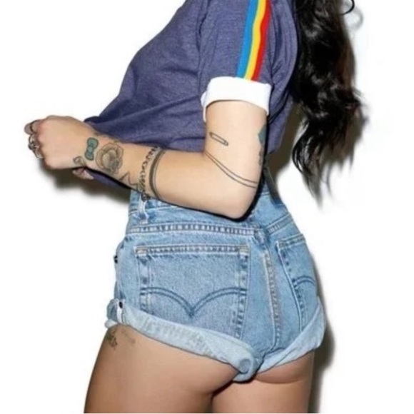 One Teaspoon Hendrixe Light Vintage Wash Bandit Rolled Cuff Denim Shorts XXS - Picture 16 of 16